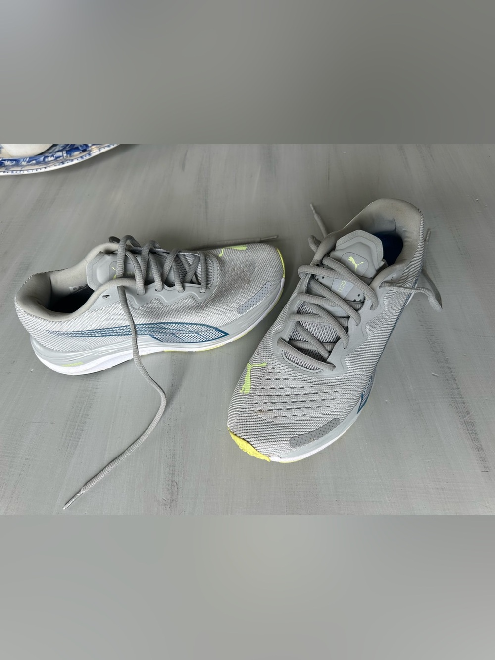 Women’s running shoes
